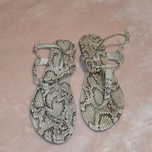 Sandals  🌺🌞🌤